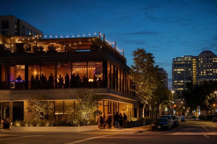 The Loft Bar and Bistro in The Loft Bar & Bistro: Dinner, DJs and Late-Night Dancing in Downtown San Jose