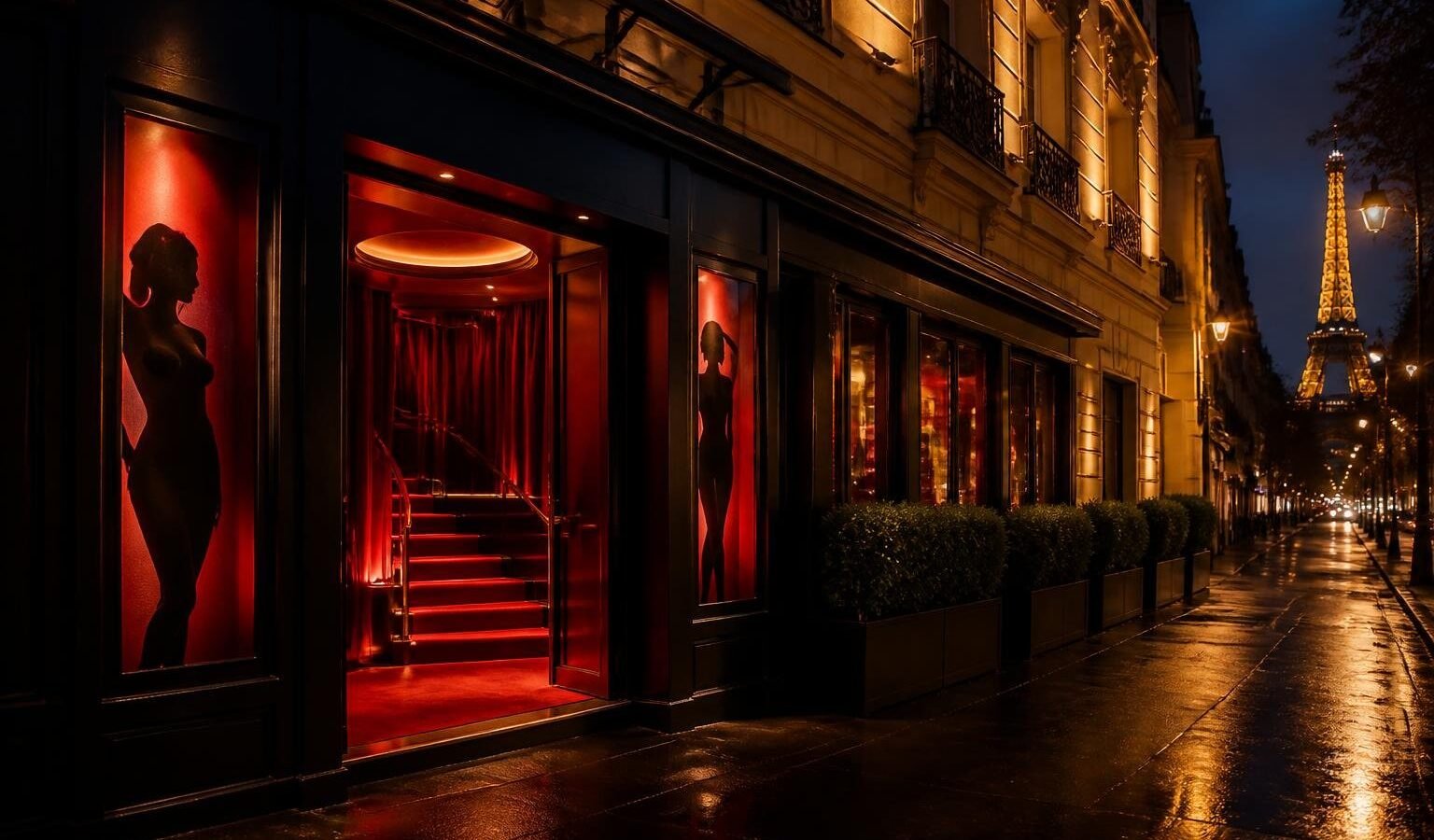 A Guide to Crazy Horse in Paris