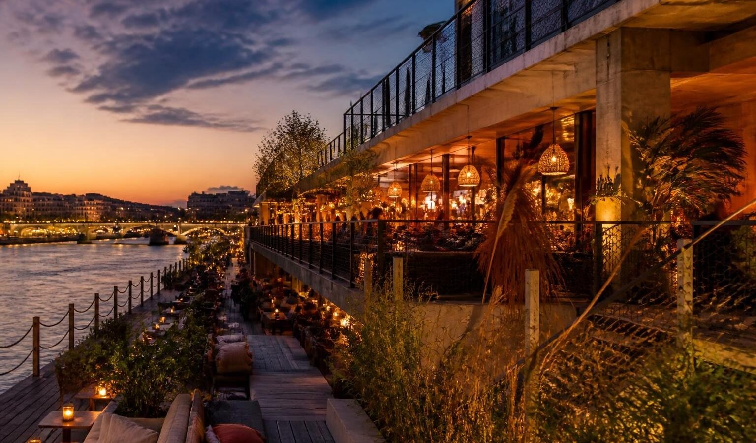 A Guide to Wanderlust in Paris