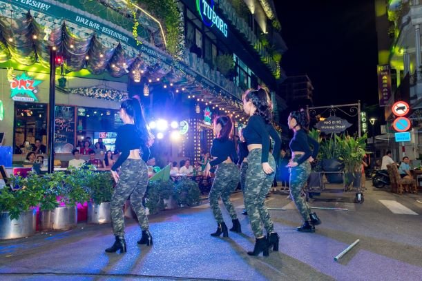 DMZ Bar & Restaurant
